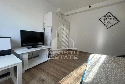 Garsonieră decomandată în Central