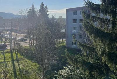 Apartament cu 2 camere semidecomandat în Central - 1