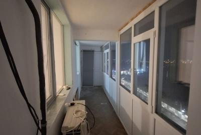 Apartament cu 3 camere decomandat în Giurgiului - 8