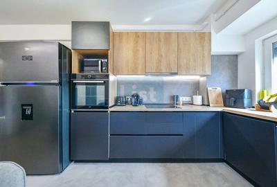 Apartament cu 3 camere semidecomandat în Florești - 2