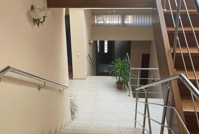 Casă cu 4 camere cu Teren 1750 Mp în Titan - 2
