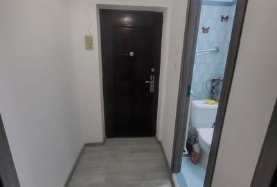 GARSONIERA-TRAFIC GREU-NASAUD-BLOC MIXT-REABILITAT-ETAJ 4/8 - 6