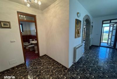 Casă cu 4 camere cu Teren 2000 Mp în Tomești - 4