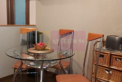 Apartament cu 3 camere semidecomandat, mobilat în Alexandru Obregia - 8