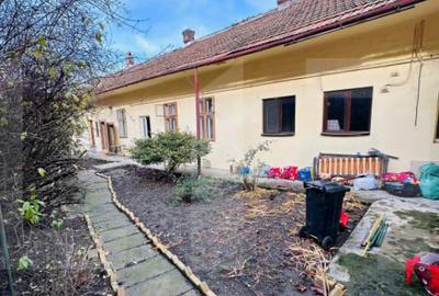 Casă cu 5 camere cu Teren 727 Mp în Pârneava