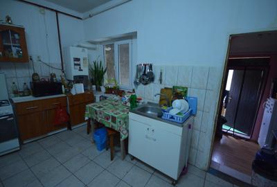 Apartament in vila - 6 camere - Calea Calarasilor - Traian - Unirii - 21