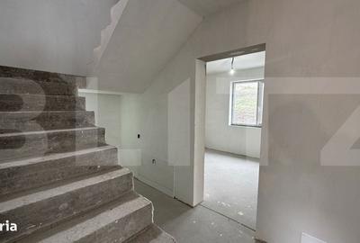 Casă cu 5 camere cu Teren 1000 Mp în Feleacu - 9