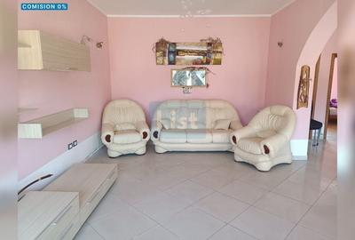 Casă cu 5 camere cu Canalizare în Balta Verde