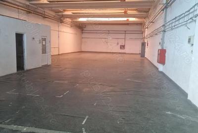 Spațiu comercial, de 1,000 mp, în Central - 2