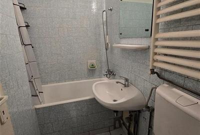 Apartament cu 3 camere decomandat, mobilat în Hipodrom 3 - 5