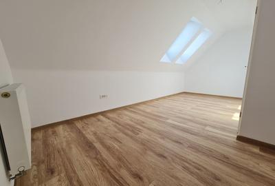 Penthouse deosebit pe 3 etaje cu priveliste zona Coresi - 6