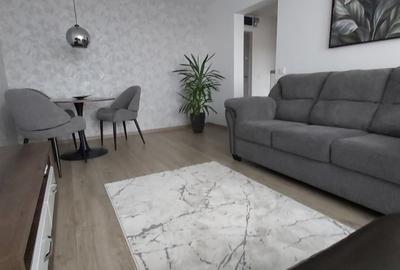 Închiriez 2 camere în Tomis Nord  500 E - 1