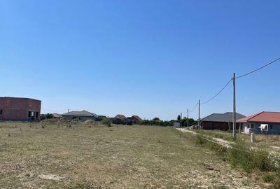 Teren de 1108 mp, în Cihei - 2