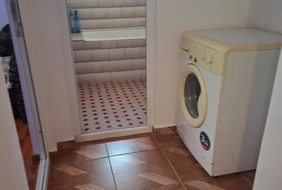 Apartament cu 2 camere semidecomandat, mobilat în Fetești-Gară - 1