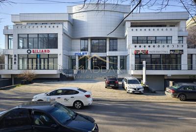 Spațiu comercial, de 1,463 mp, în Central - 3