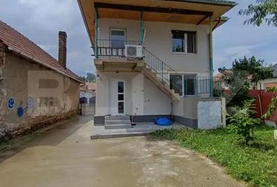 Casă cu 3 camere cu Canalizare în Jibou - 2