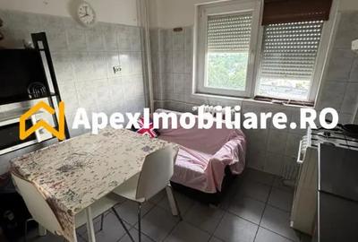 Apartament cu 2 camere semidecomandat în Berceni