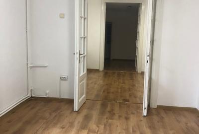 De inchiriat vila independenta pe Vasile Lascar la 5 min de Sos. Stefan cel Mare - 3