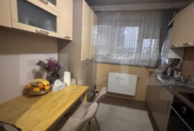 Apartament cu 3 camere decomandat, mobilat în George Enescu