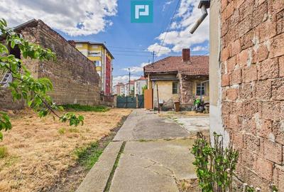 Casă cu 6 camere cu Teren 1130 Mp în Alfa