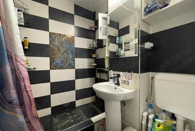 3 camere decomandat Calea Sagului etaj 1 - 4