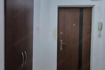 Apartament 3 camere Micro 16 din BCA - 12