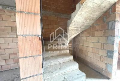 Casă cu Teren 690 Mp în Ampoi 3 - 9