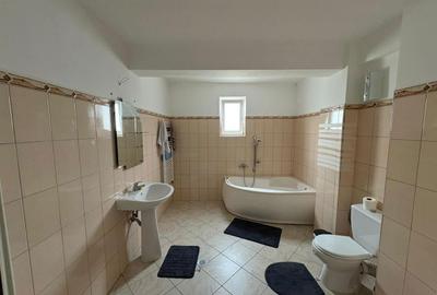 Apartament cu 2 camere în Central - 2