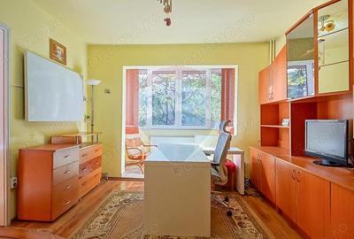 Apartament 3 camere, complet mobilat, la 1 minut de Pia?a Astra Apartament 3 camere, complet mobilat, la 1 minut de Pia?a Astra - 2