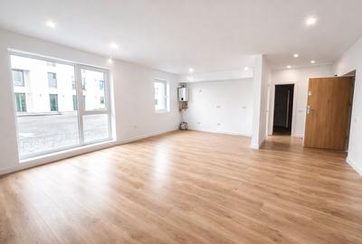 Apartament cu 3 camere semidecomandat în Tunari