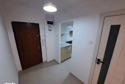 Apartament cu 3 camere semidecomandat în Tineretului - 12