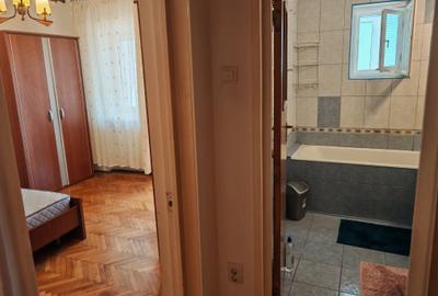 Apartament cu 2 camere decomandat, mobilat în Pajura - 4