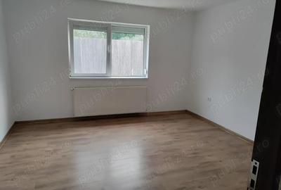 Casa 4camere, 2bai, 2bucatarii si curte proprie in zona Lipovei Aradului - 2