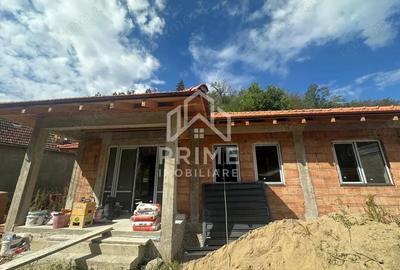 Casa Individuala| 4 camere | 120 mp| zona Cugir - 1