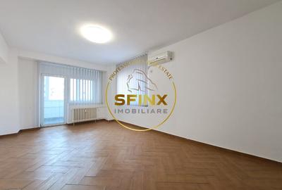 Apartament cu 3 camere decomandat în Decebal