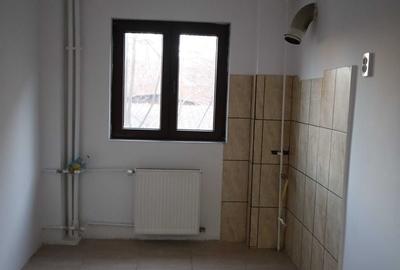 Apartament cu 2 camere decomandat în Gorjului - 7