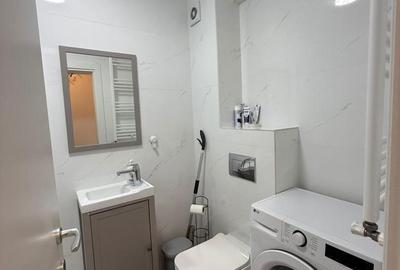Apartament cu 3 camere, mobilat în Băneasa