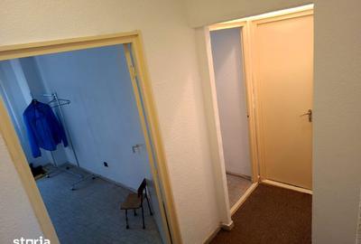 Apartament cu 3 camere decomandat în Central - 4