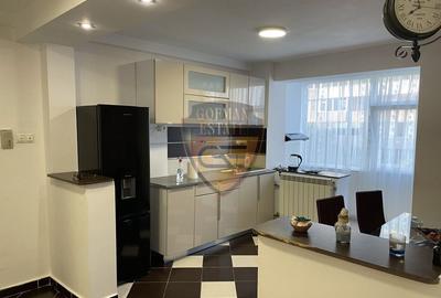 Apartament cu 3 camere semidecomandat, mobilat în Ultracentral