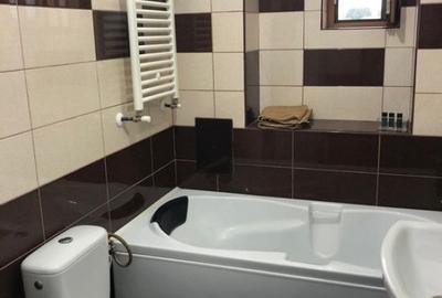 Garsonieră decomandată în Traian - 2