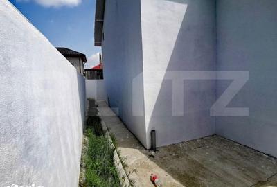 Casă cu 4 camere cu Teren 250 Mp în Central - 11