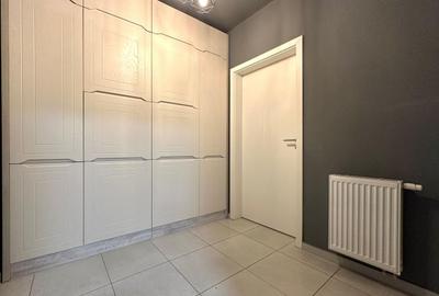 Apartament cu 2 camere, mobilat în Tractorul - 8