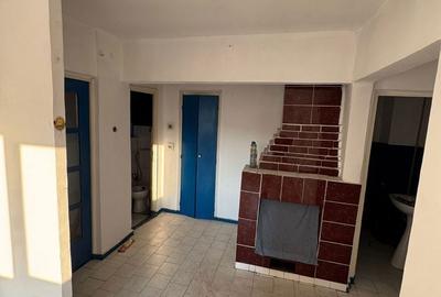 Apartament cu 4 camere în Petros - 3