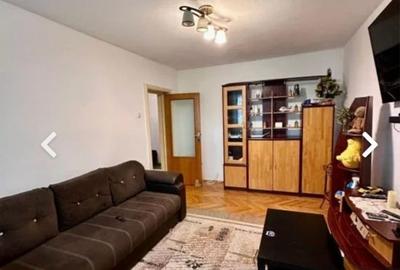 Poprietar închiriez apartament 3 camere Cireșica Poprietar închiriez apartament 3 camere Cireșica - 9