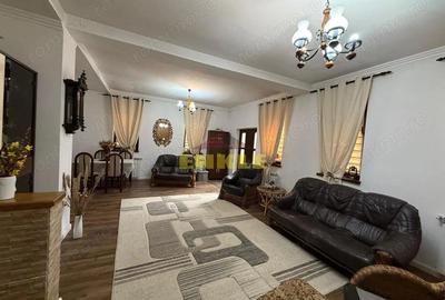 De vanzare apartament + teren generos in apropiere - 3