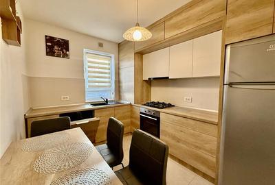 Apartament cu 2 camere decomandat în Tractorul - 10