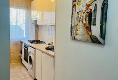 Apartament 2 camere Metrou Lujerului renovat mobila bucatarie - 1
