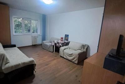 Apartament cu 2 camere decomandat în Nufărul - 5