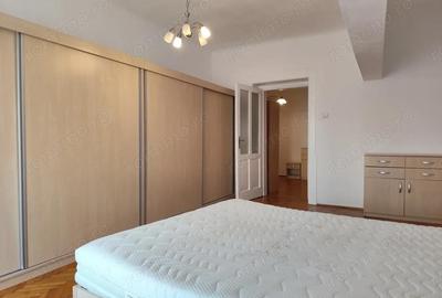 Apartament cu 4 camere semidecomandat în Ultracentral - 3