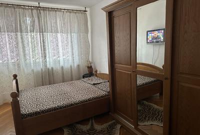 Apartament cu 2 camere semidecomandat în Calea București - 3
